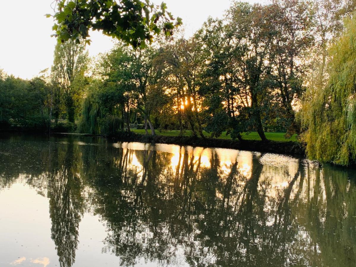 Gite Du Moulin Du Pre Bavent Eksteriør bilde